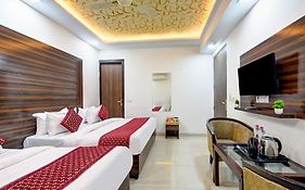 Airport Hotel Devrana